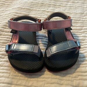 EUC Toddler Teva Sandals